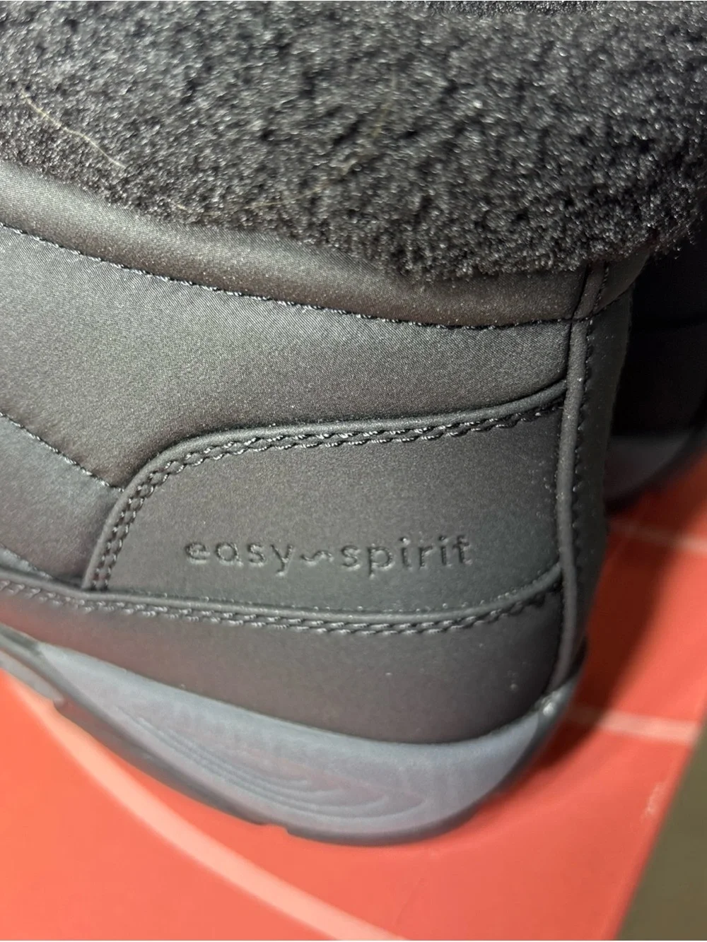 Easy Spirit Eagan2 Black Cozy Cold Weather Walking Booties Women's Size 9.5M NIB